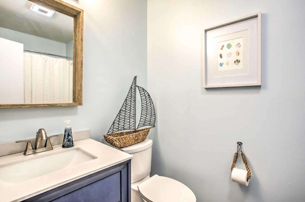 Coastal Oasis With Decks Walk To Holden Beach! Екстер'єр фото